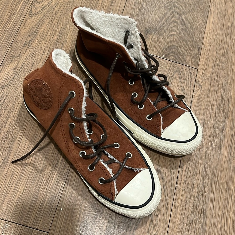 Sherpa converse